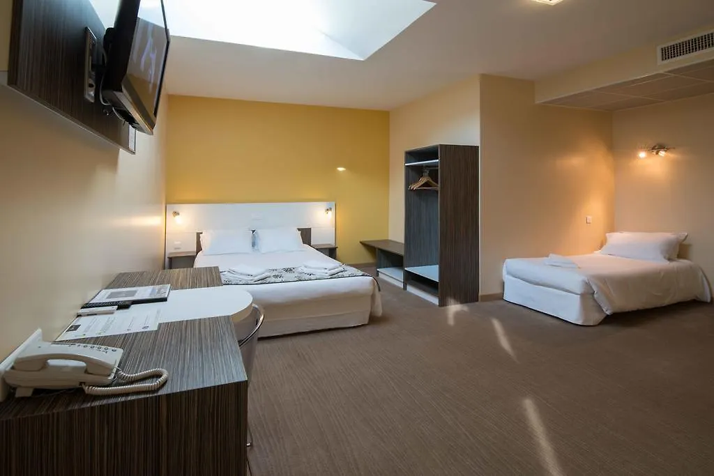 ***  Hotel La Saleine Crest Frankreich
